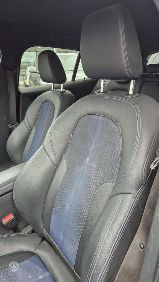 BMW 118, 1.5 l., hatchback