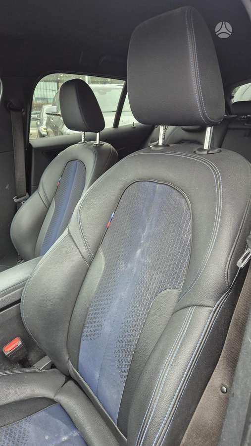 BMW 118, 1.5 l., Хэтчбек