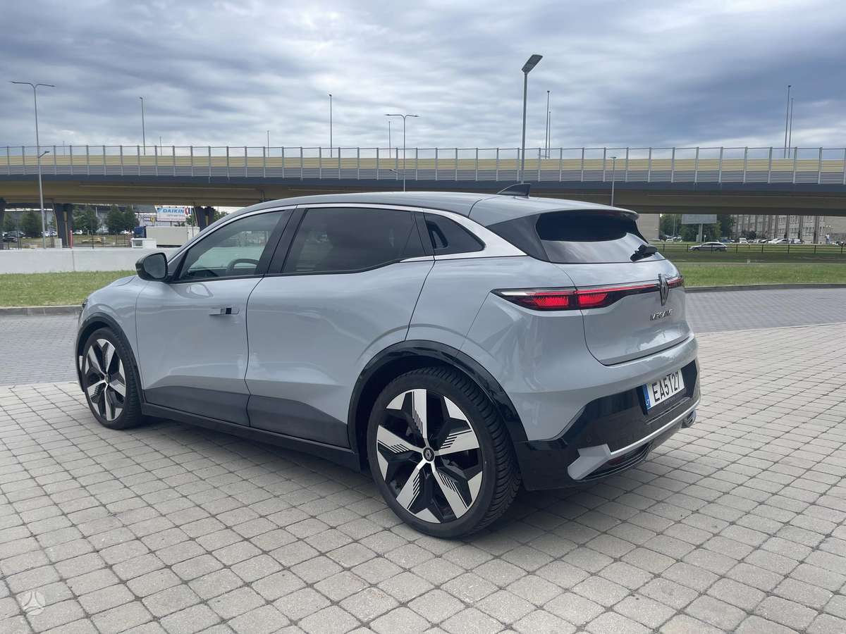 Renault Megane E-Tech, 40 kWh, hatchback
