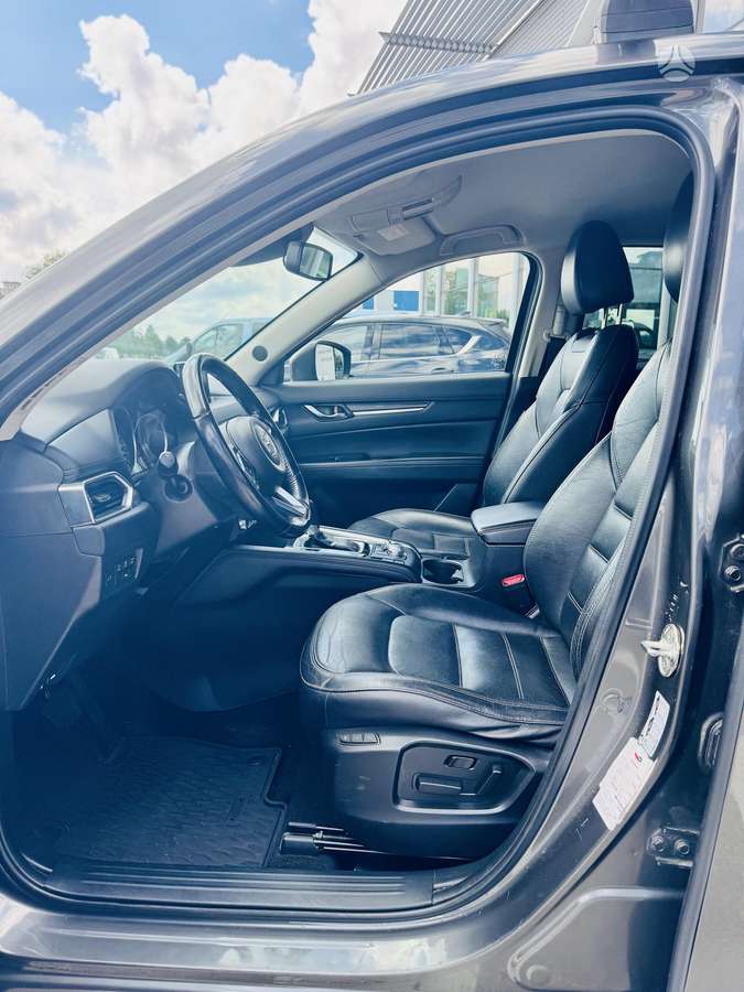 Mazda CX-5, 2.2 l., Внедорожник / Кроссовер