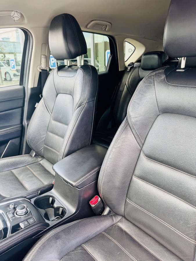 Mazda CX-5, 2.2 l., off-road / crossover