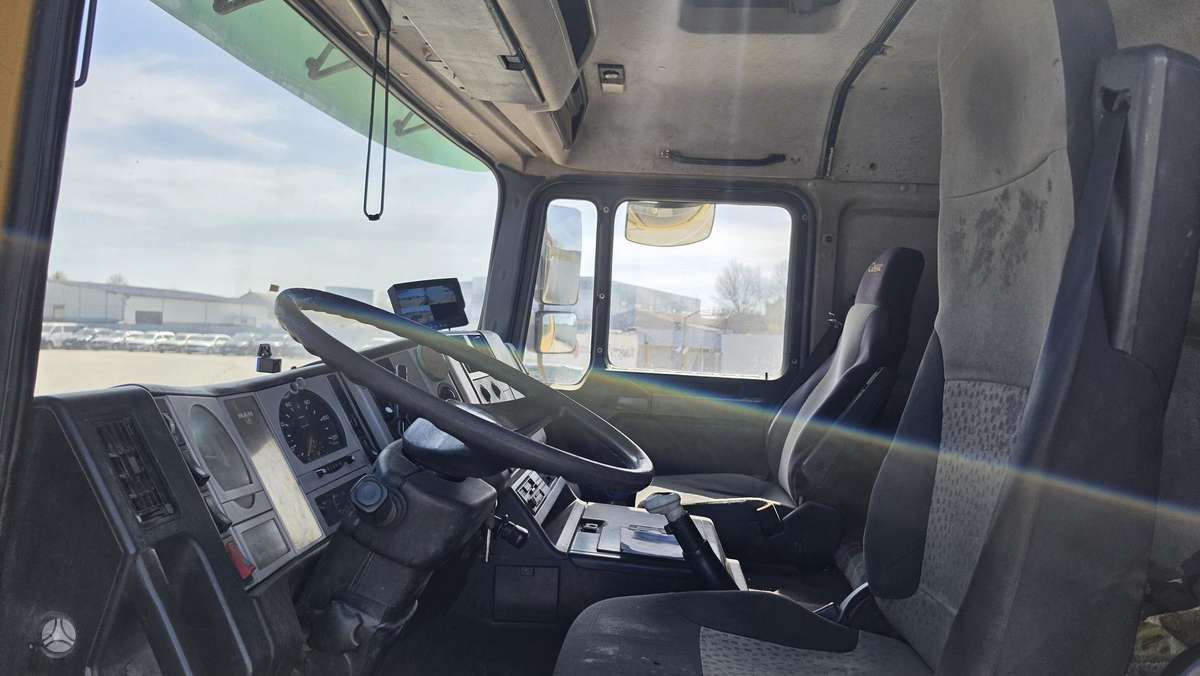 MAN 26403, dumpers / tippers