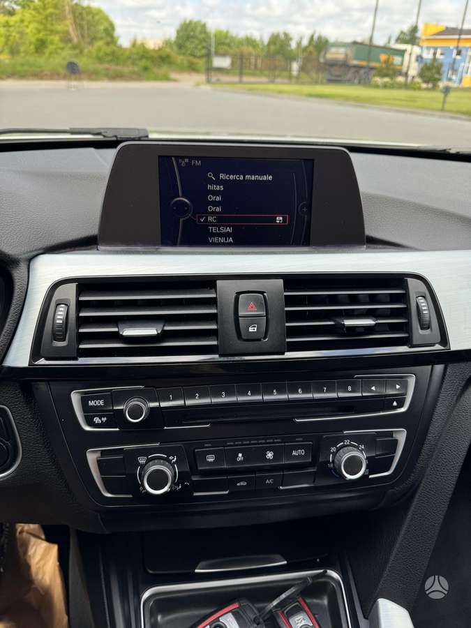 BMW 320, 2.0 l., universalas