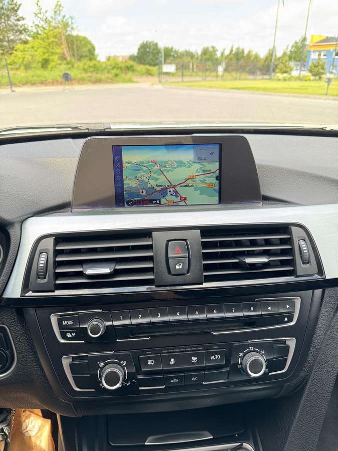 BMW 320, 2.0 l., universalas