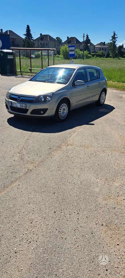 Opel Astra, 1.8 l., hatchback