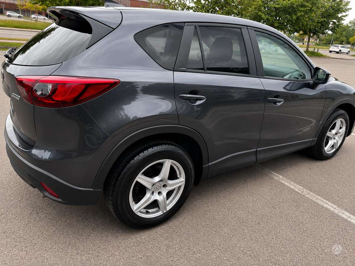 Mazda CX-5, 2.2 l., off-road / crossover