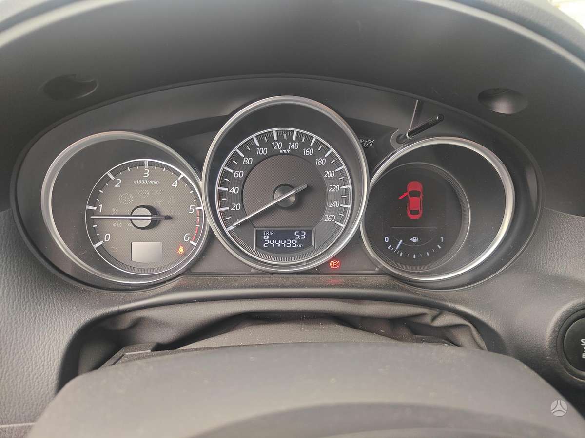 Mazda CX-5, 2.2 l., Внедорожник / Кроссовер