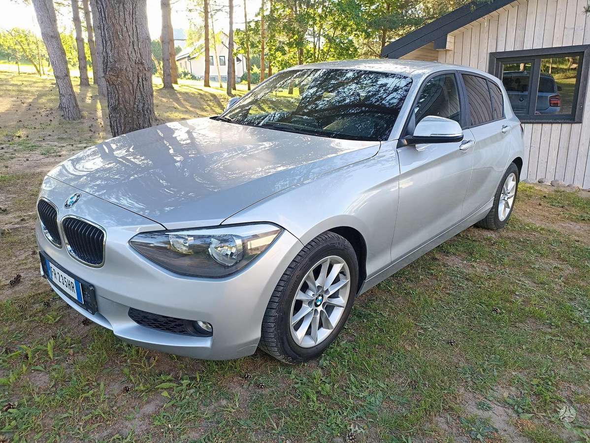 BMW 118, 2.0 l., hatchback