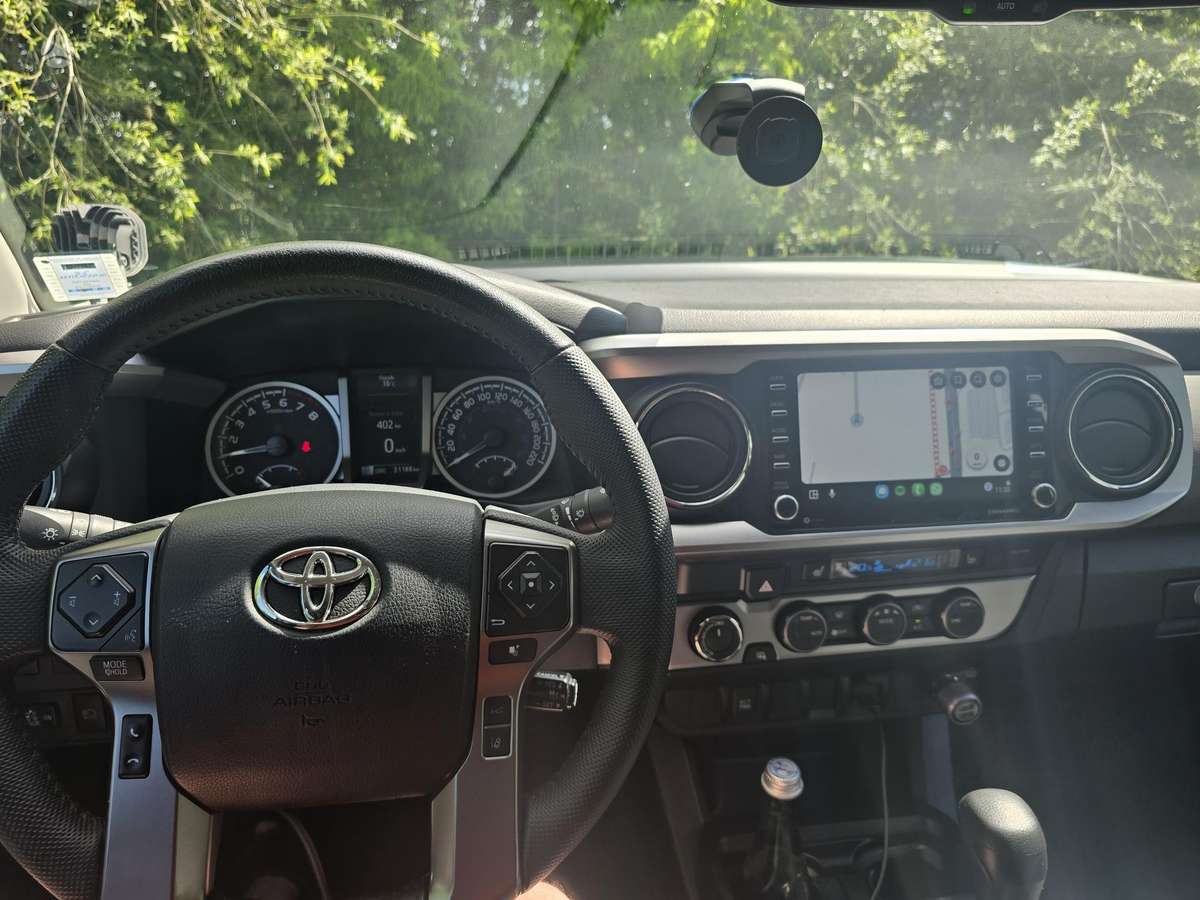 Toyota Tacoma - 11