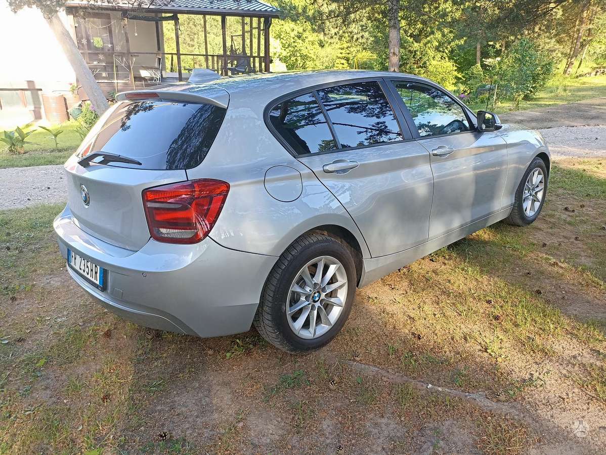BMW 118, 2.0 l., hatchback