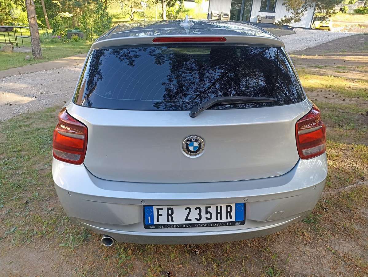 BMW 118, 2.0 l., hatchback