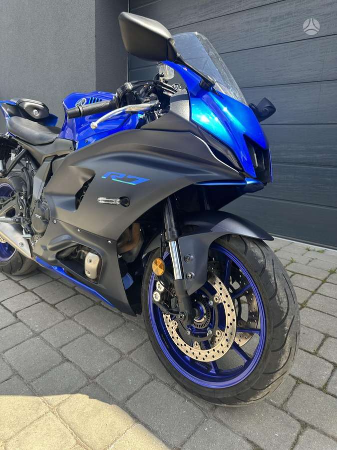 Yamaha R7, superbikes