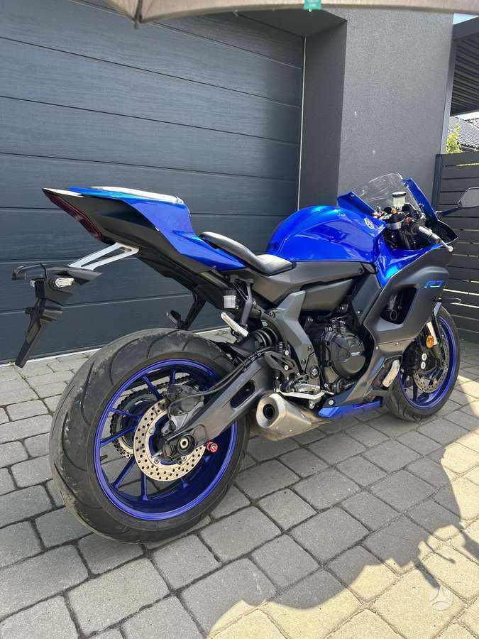 Yamaha R7, superbikes