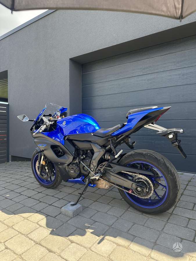 Yamaha R7, superbikes