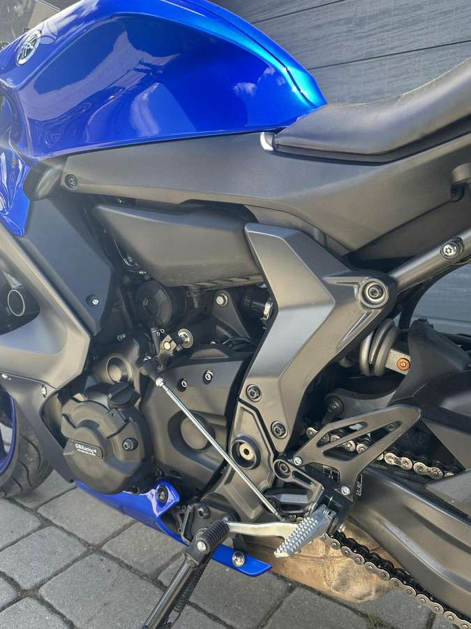 Yamaha R7, superbikes