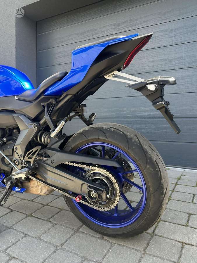 Yamaha R7, superbikes