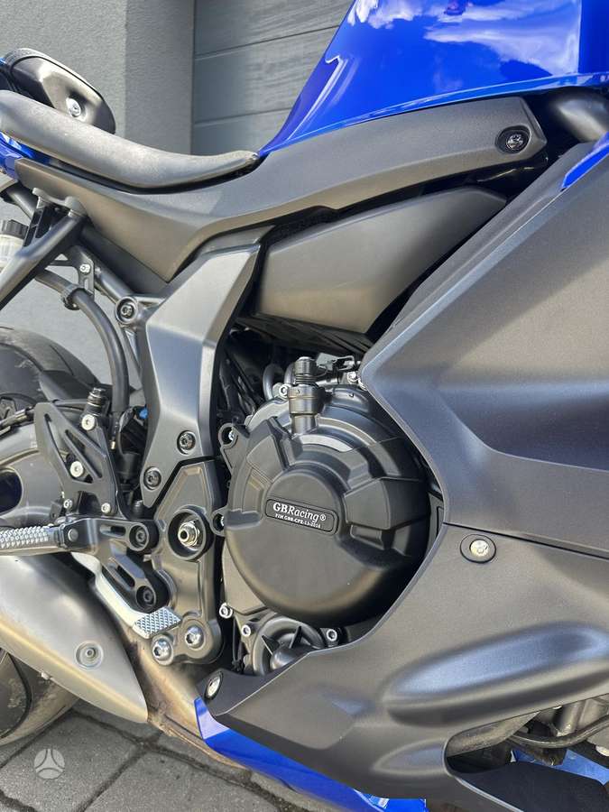 Yamaha R7, superbikes