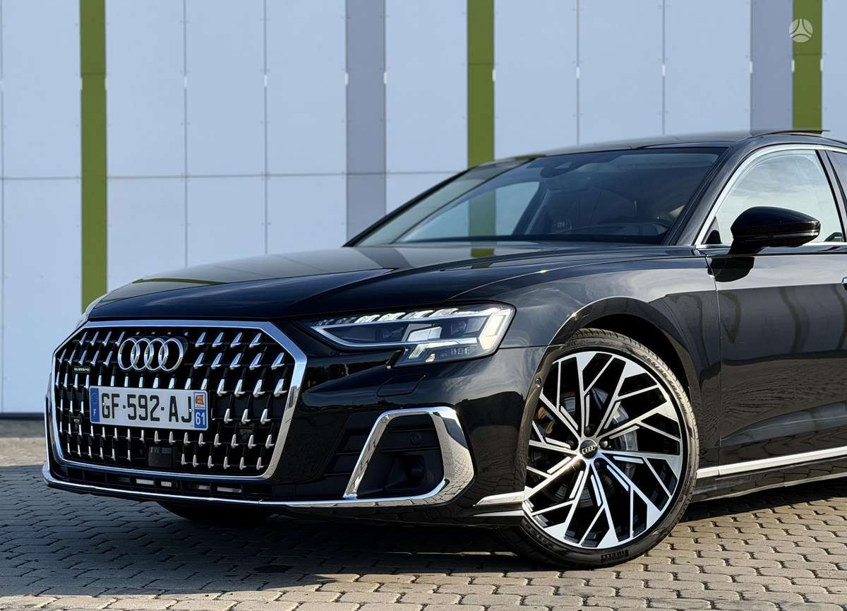 Audi A8, 3.0 l., Седан
