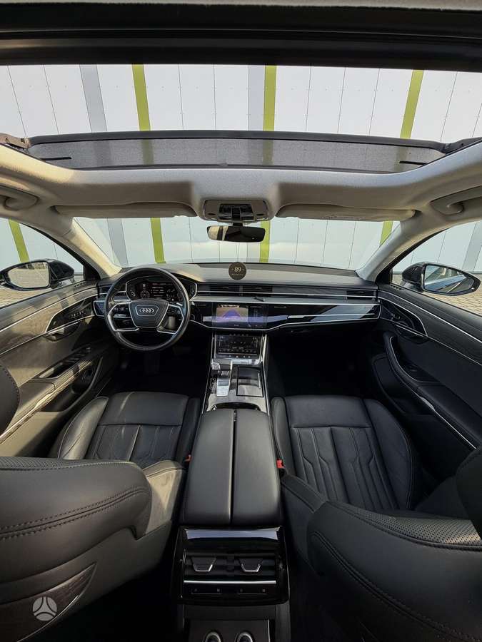 Audi A8, 3.0 l., Седан
