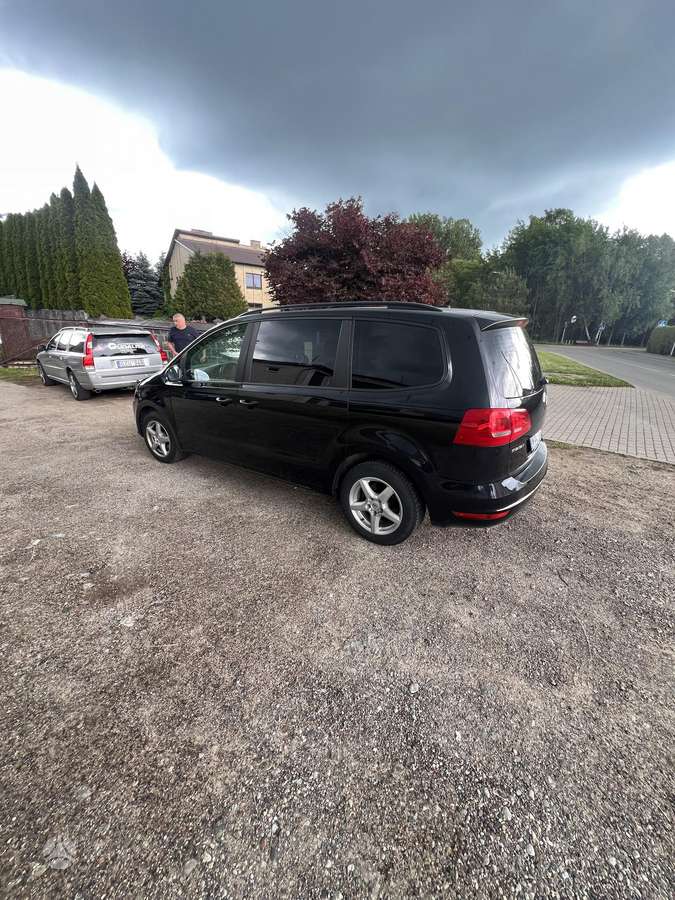 Volkswagen Sharan - 3