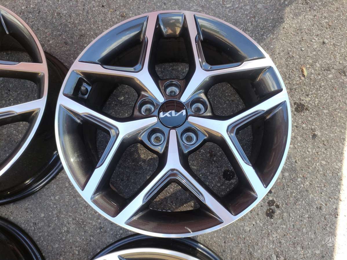 KIA, lengvojo lydinio, R17