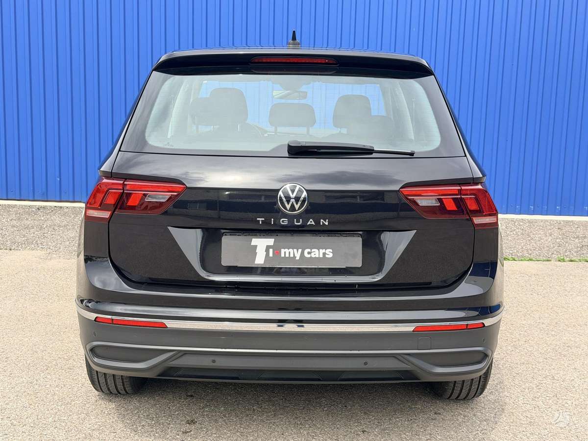 Volkswagen Tiguan - 4