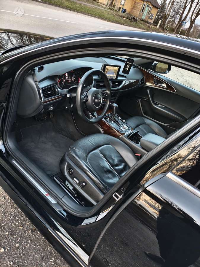 Audi A6, 2.0 l., saloon / sedan