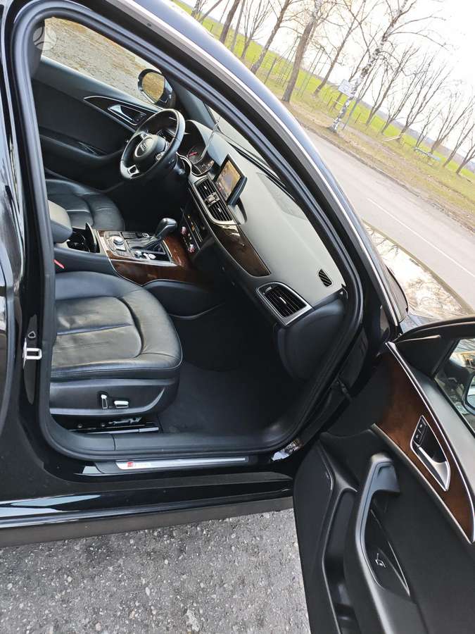 Audi A6, 2.0 l., Седан