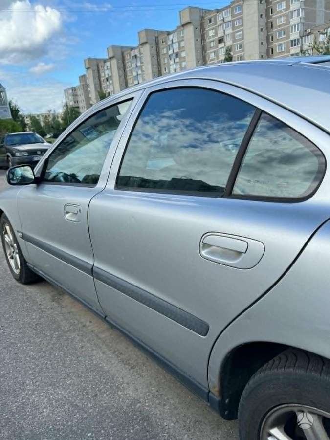 Volvo S60, 2.4 l., Седан