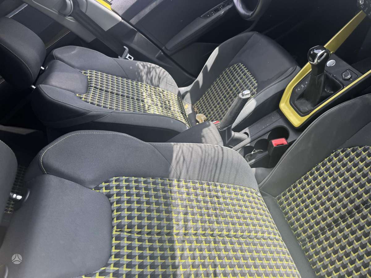 Audi A1, 1.0 l., Хэтчбек