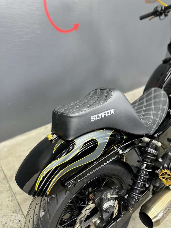 Harley-Davidson Dyna 1800cc, choppers / cruisers / custom