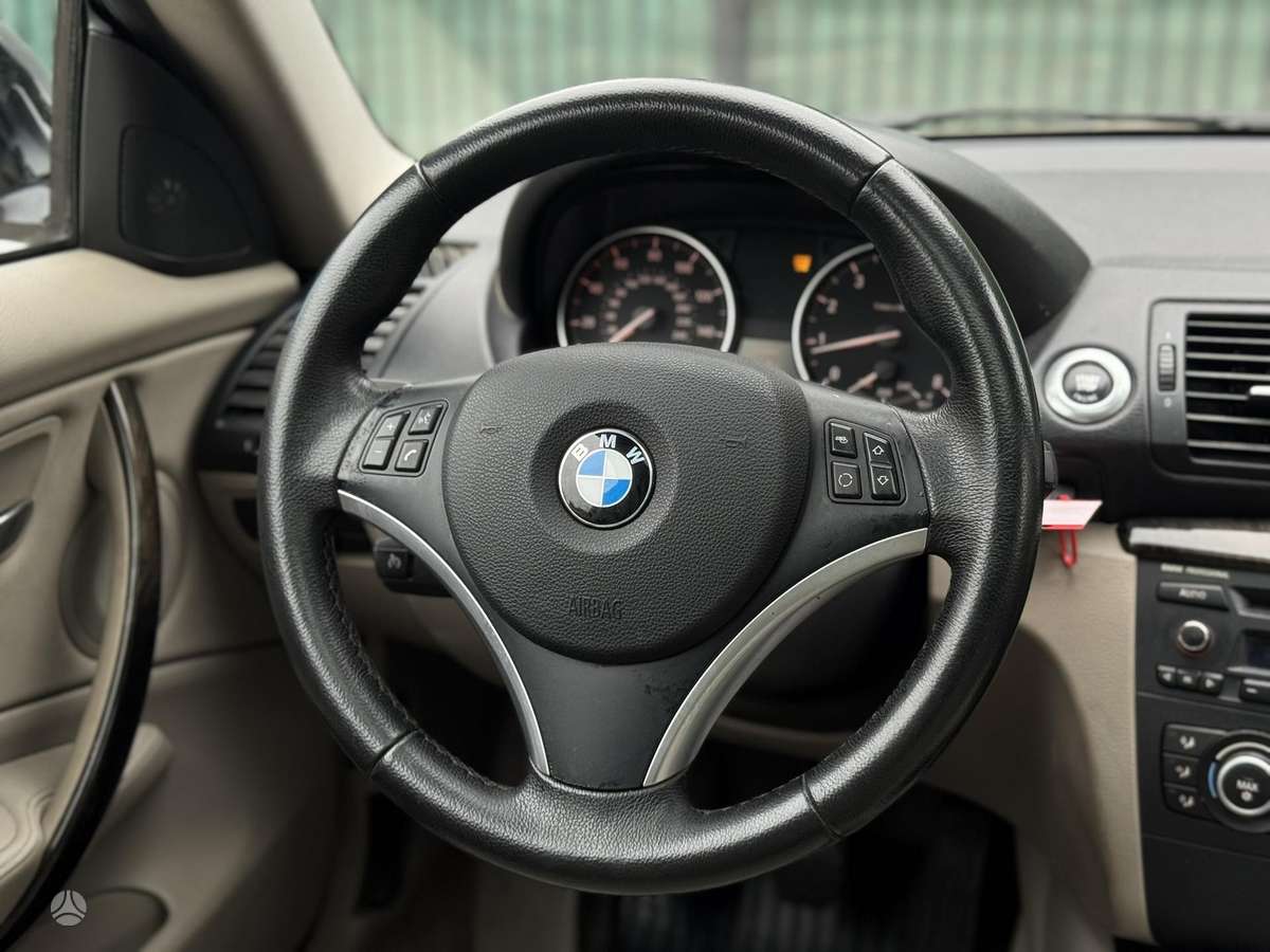 BMW 135, 3.0 l., coupe
