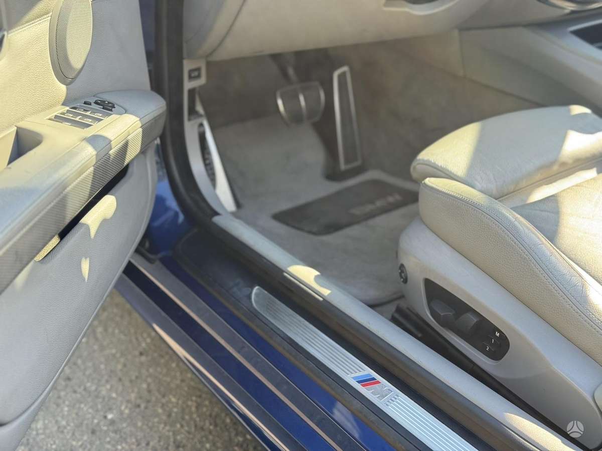 BMW 335, Кабриолет