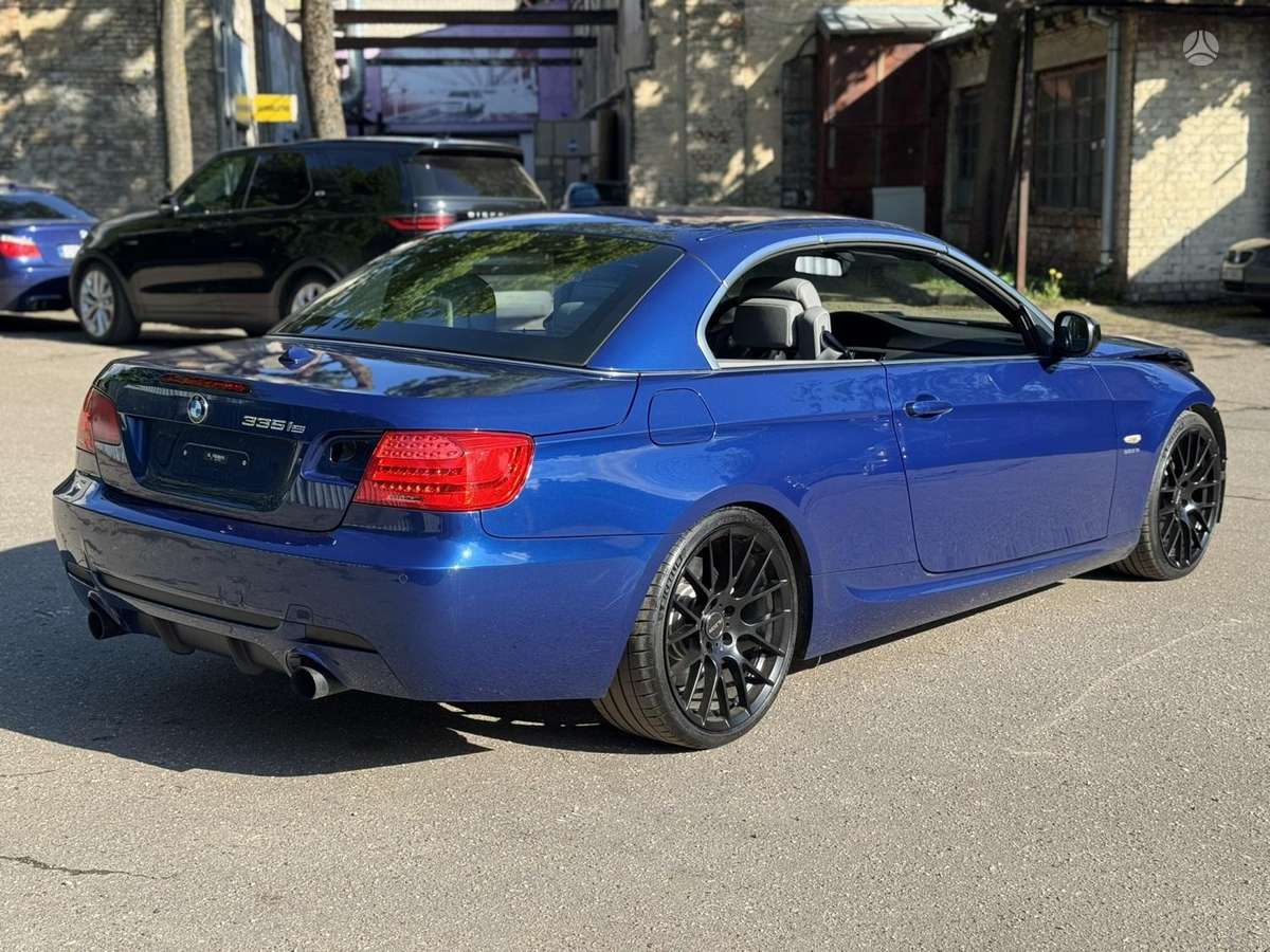 BMW 335, Кабриолет