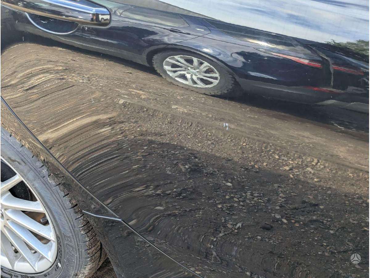 Jaguar XE dzinējs
