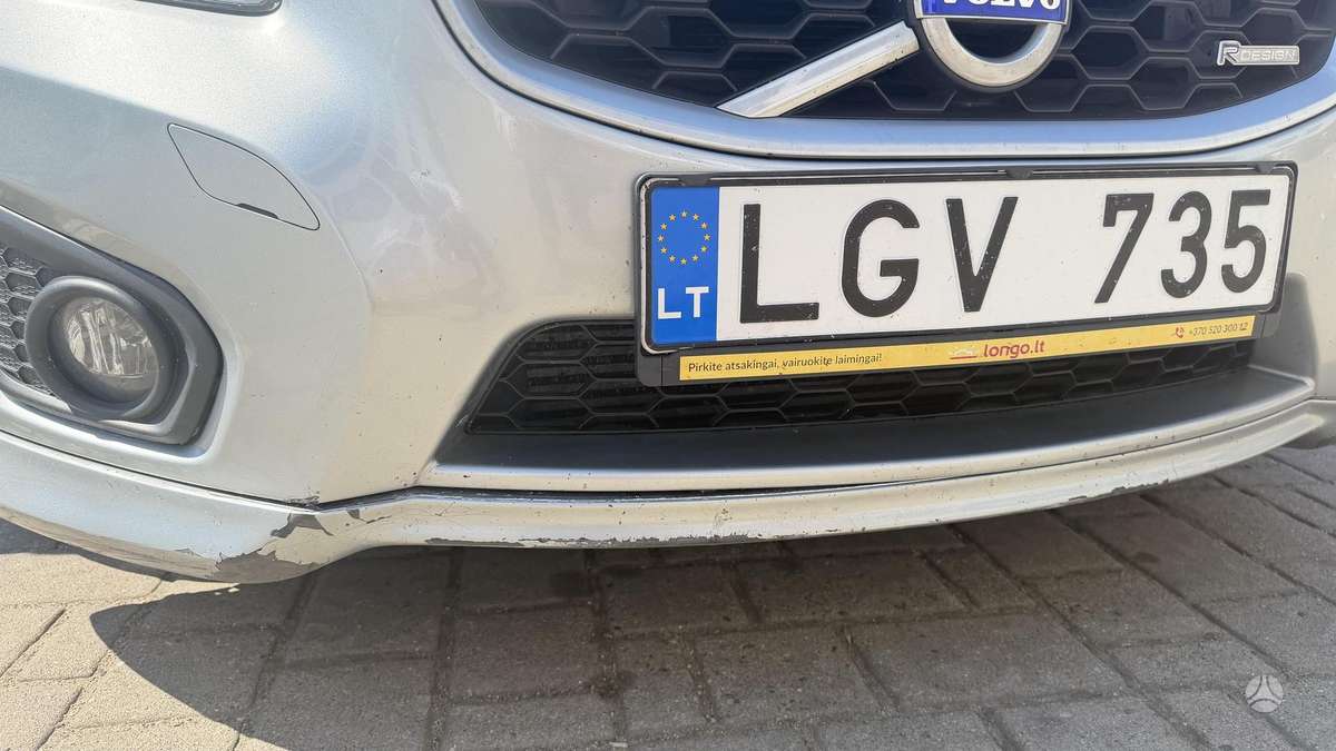 Volvo C30, 1.6 l., hatchback
