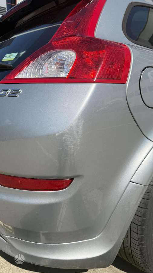 Volvo C30, 1.6 l., hatchback