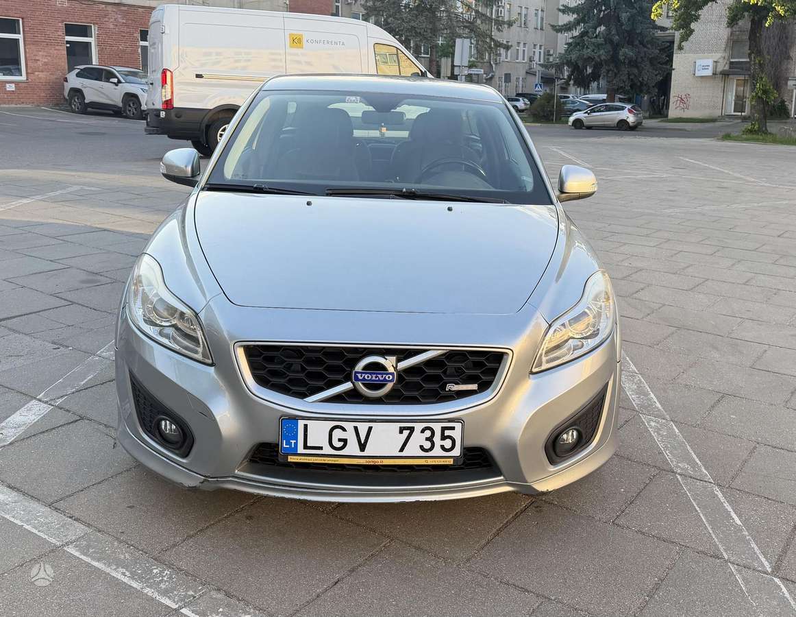 Volvo C30, 1.6 l., hatchback