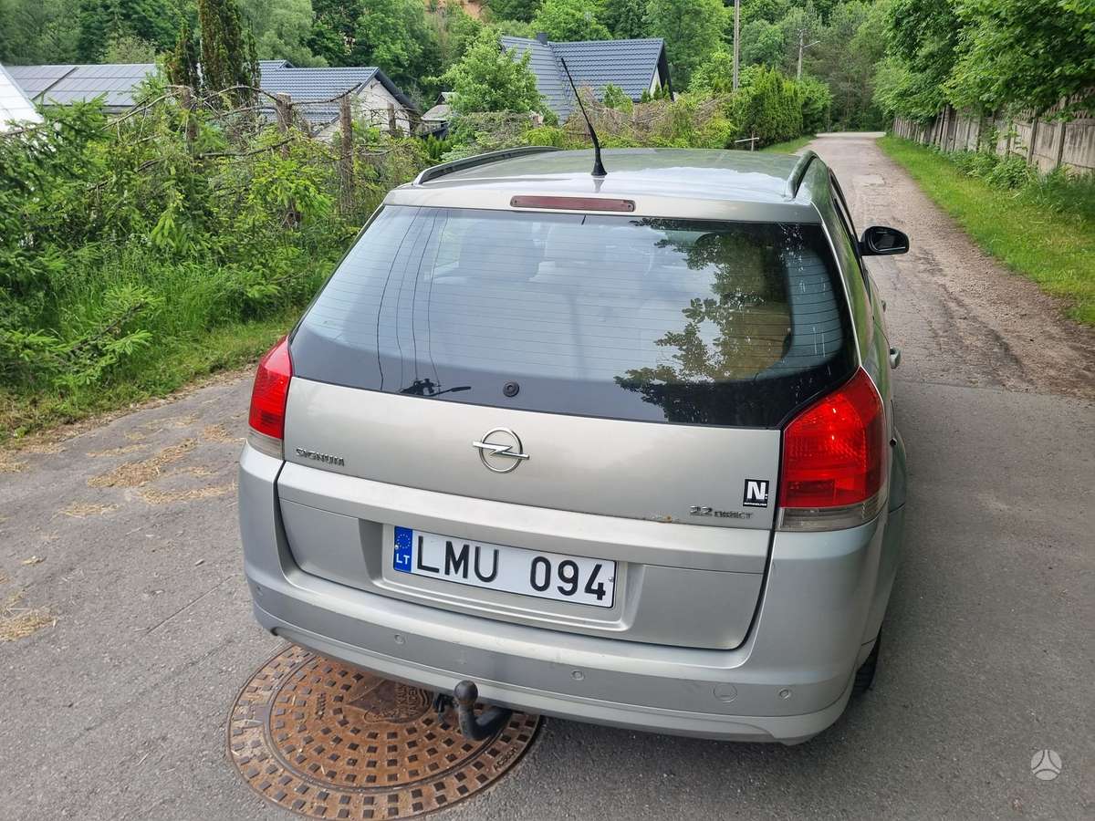 Opel Signum, 2.2 l., hatchback