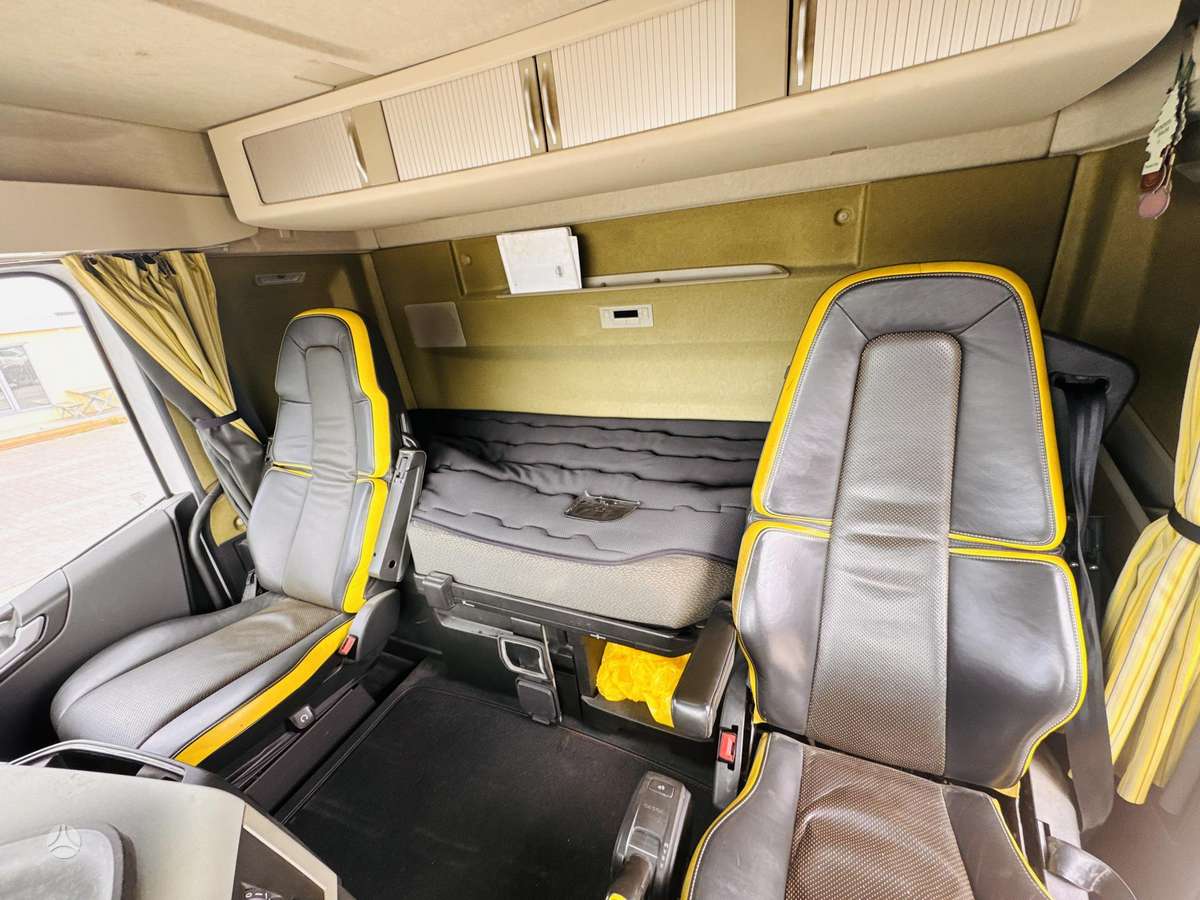 Volvo FH16/750HP 6x4 chassi, шасси