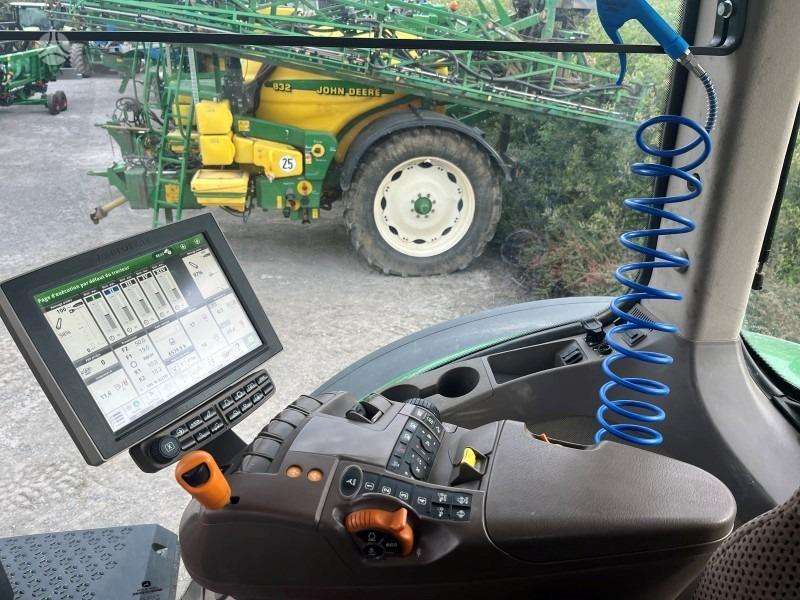 John Deere 8270R, тракторы