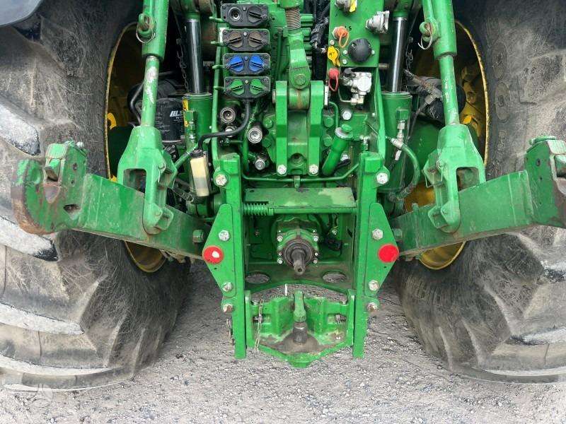 John Deere 8270R, тракторы