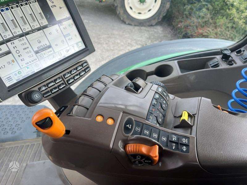 John Deere 8270R, тракторы