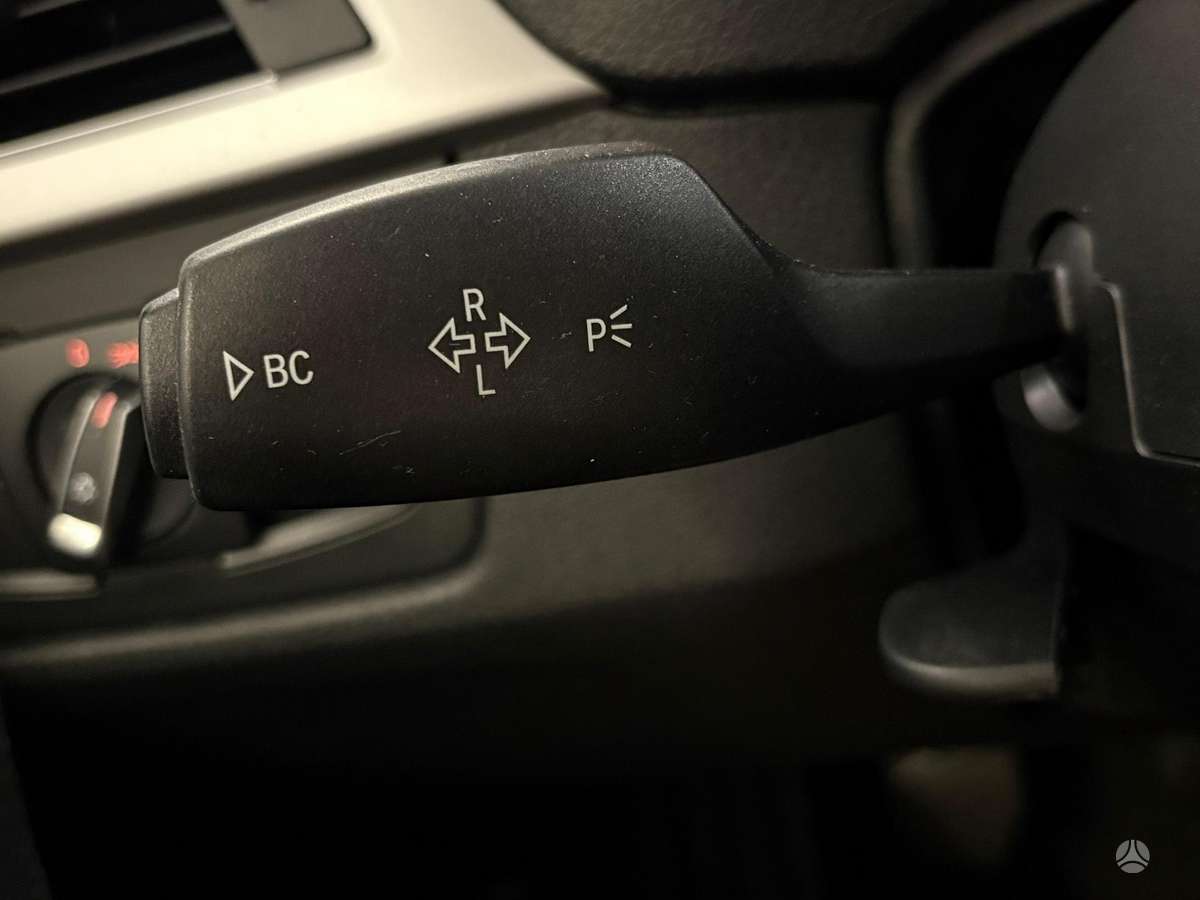 BMW 320, 2.0 l., Седан