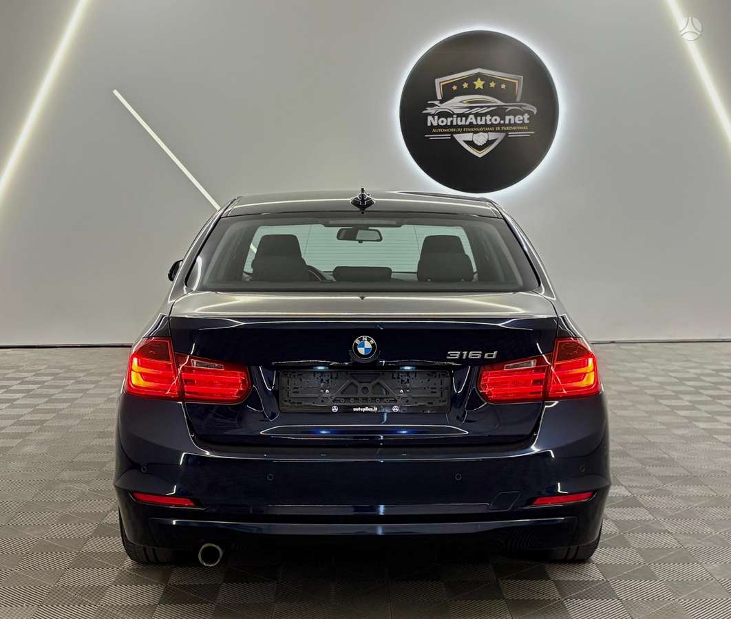 BMW 320, 2.0 l., Седан