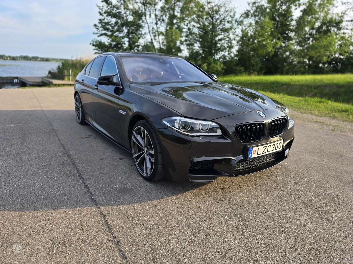 BMW 550, 4.4 l., Седан