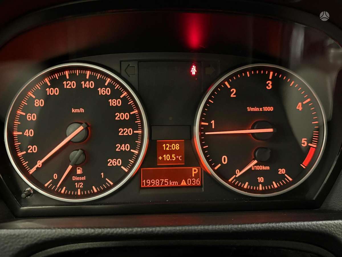 BMW 320, 2.0 l., convertible