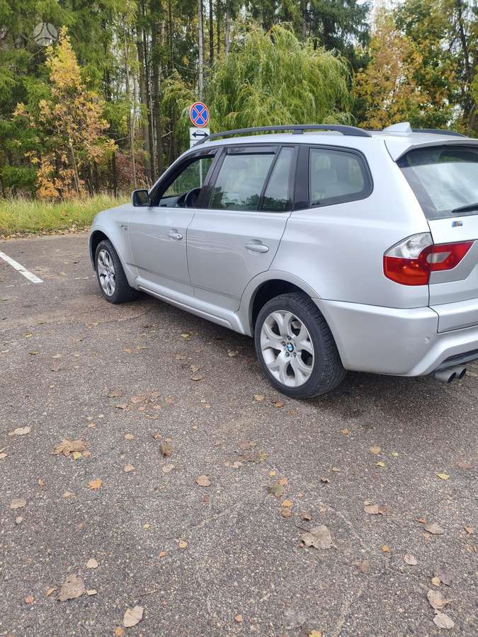 BMW X3, 3.0 l., hatchback