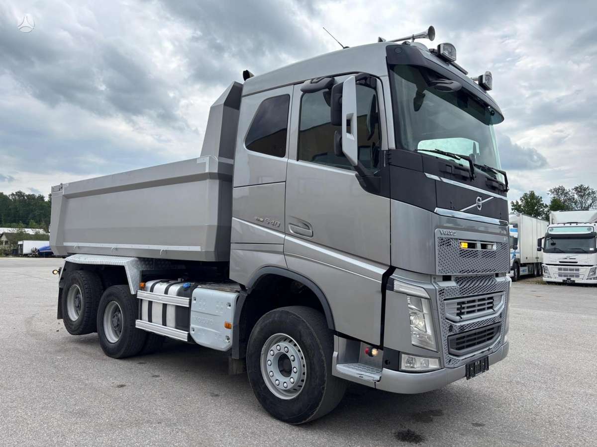 Volvo FH540, самосвалы