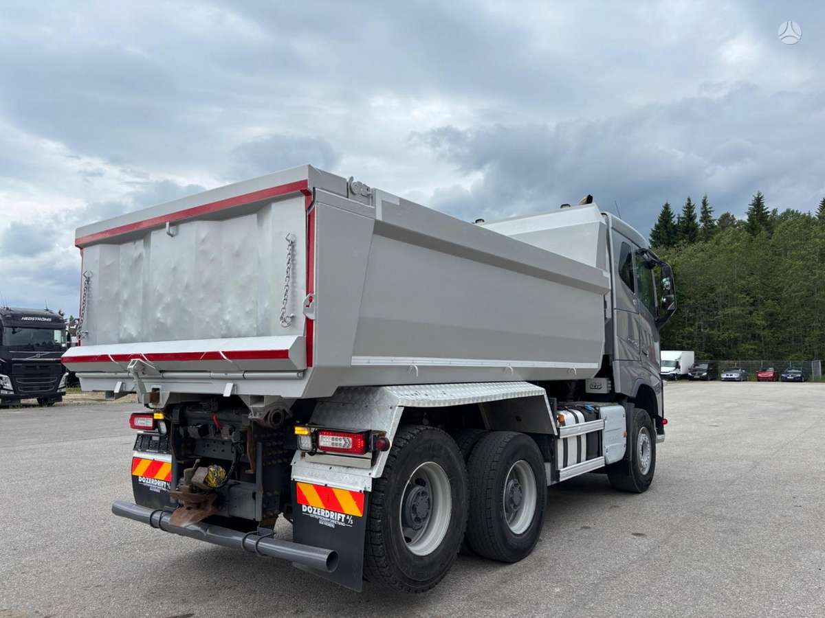 Volvo FH540, самосвалы
